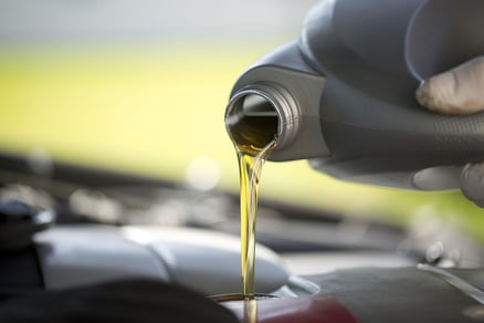 Deja tu coche como nuevo con productos cotidianos como el aceite