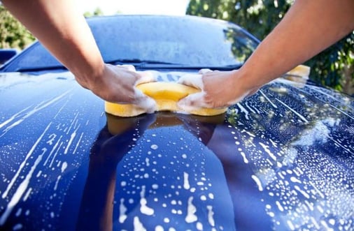 rc_how-to-wash-your-car-by-hand